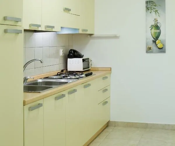 아파트 Banjole Yards